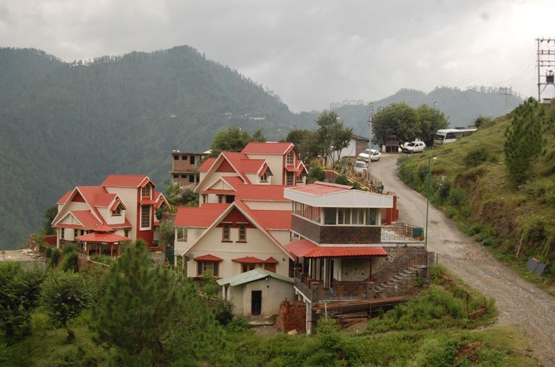 Manla Homes Resort Shimla Eksteriør billede