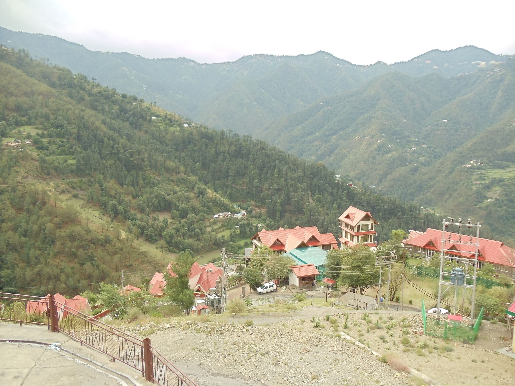 Manla Homes Resort Shimla Eksteriør billede