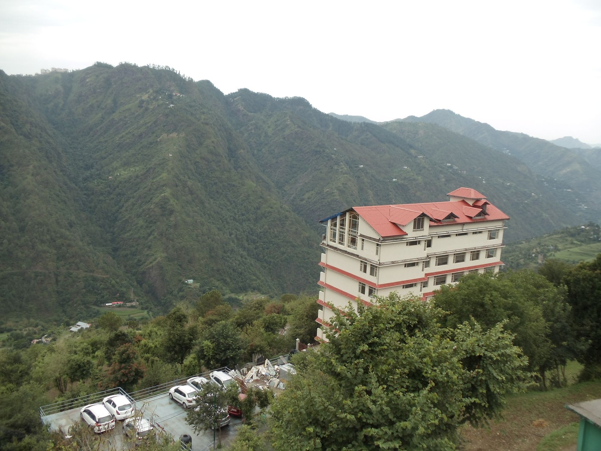 Manla Homes Resort Shimla Eksteriør billede